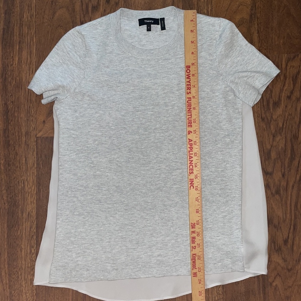 Theory woman’s blouse - small - sweater / 100 %silk in back - Picture 2 of 7